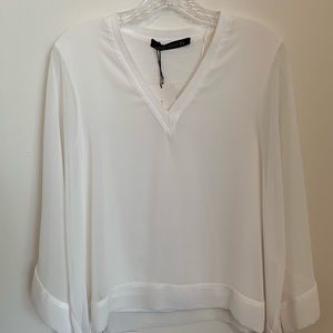 Zara woman small white top, new with tags